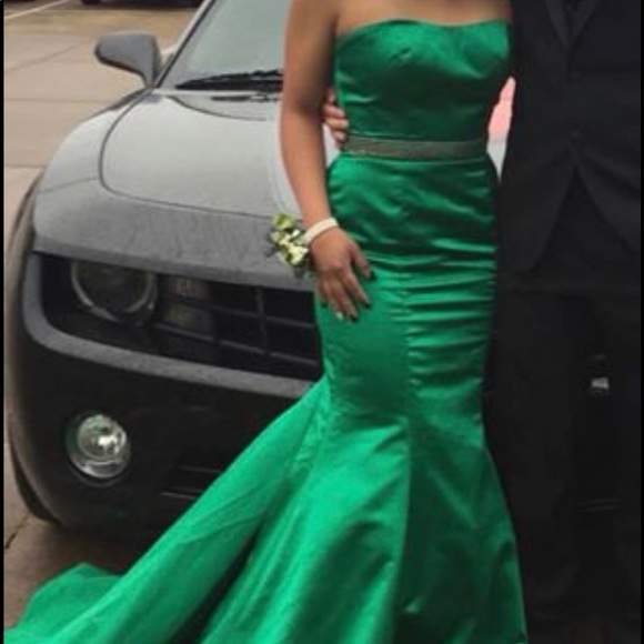 Sherri Hill Dresses & Skirts - Prom dress